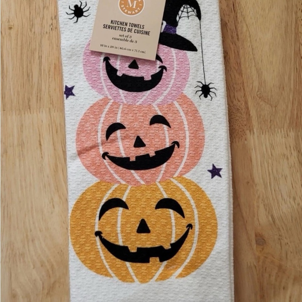 ⭐️ 2/$50 Martha Stewart Summerween Kitchen Towel Pumpkins Halloween Pink